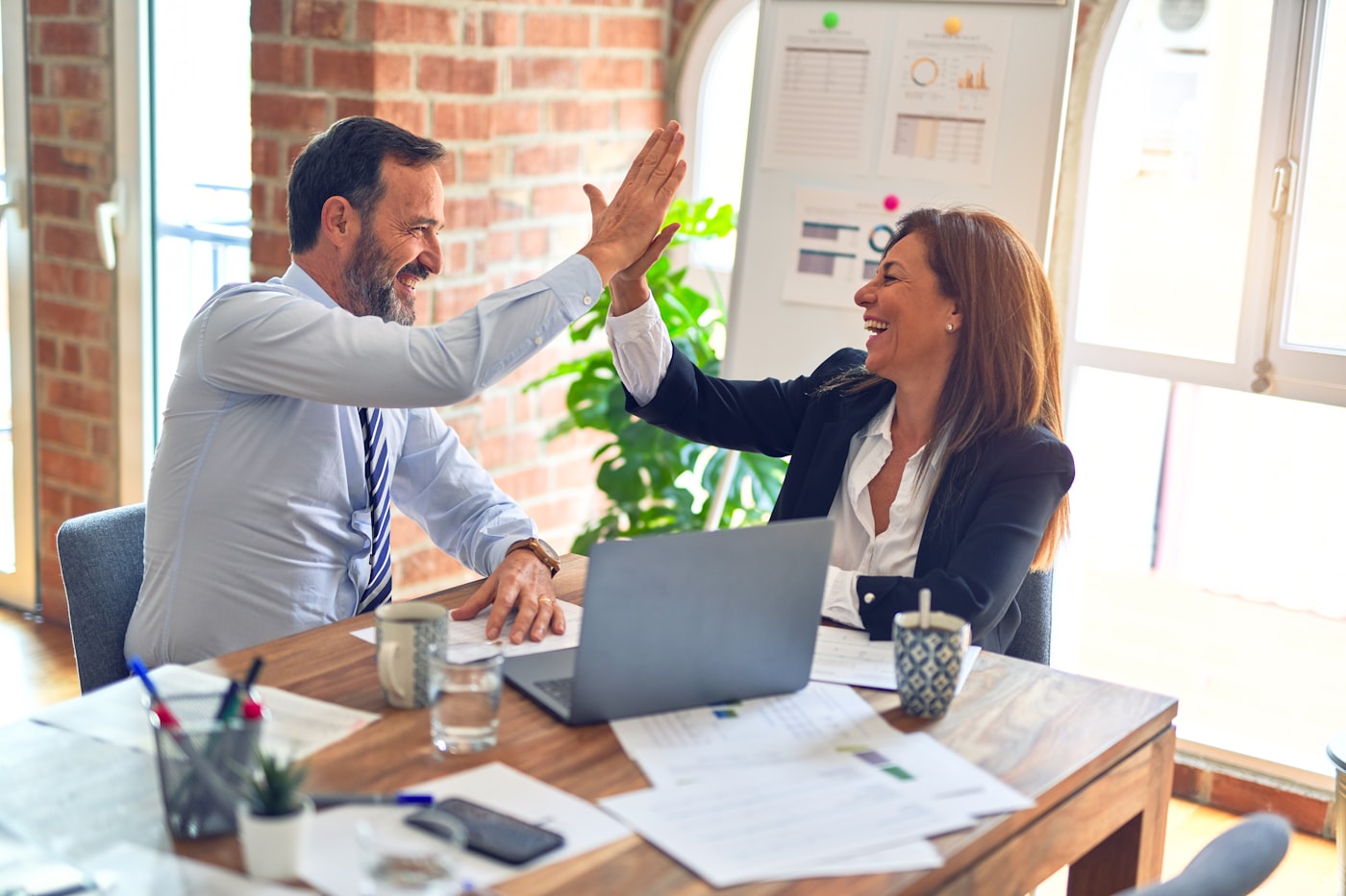 Équipe Bluebay Investment en réunion de travail